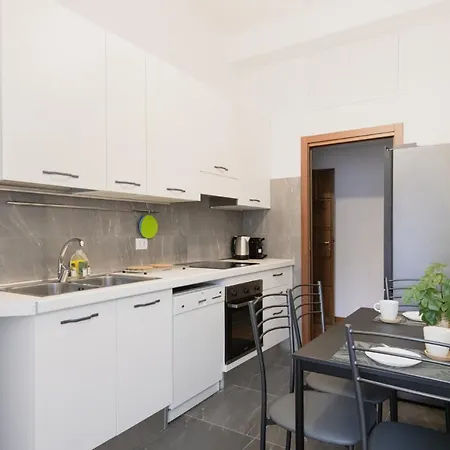 Apartment Easylife - Attico Di Lusso A Pochi Passi Dal Duomo Milan