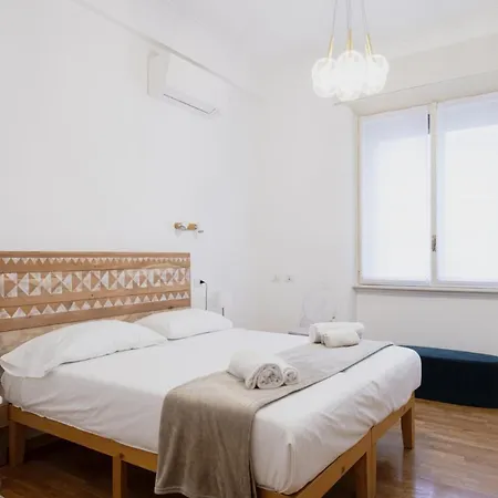 Easylife - Attico Di Lusso A Pochi Passi Dal Duomo Apartment *