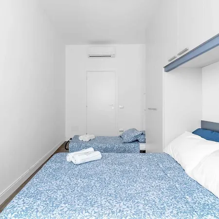 Apartamento Mo237 Loreto- Duomo -modern -