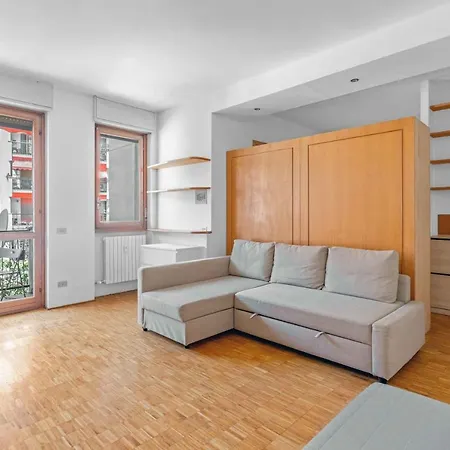 Pau10 -porta Romana - Duomo - Luxury