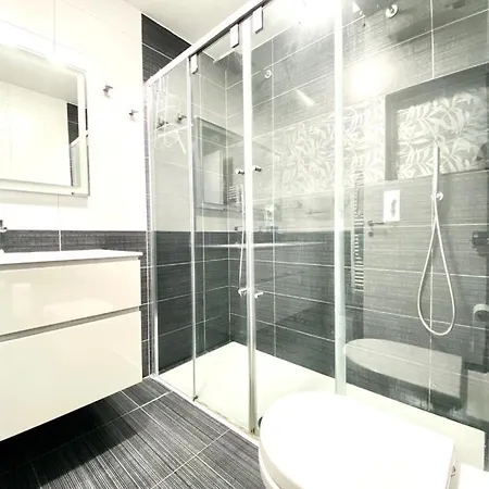 Mpm - Belinzaghi 5 6 Pax * Μιλάνο