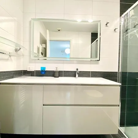 Mpm - Belinzaghi 5 6 Pax * Μιλάνο