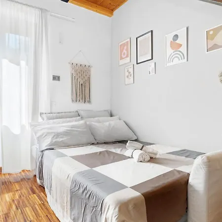 Charming Loft Duomo - Porta Romana 아파트