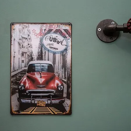 Linate Airport Elegant Suite,tram 1 Minute Away *