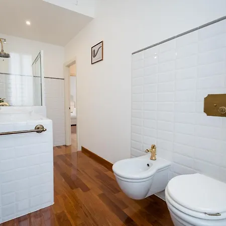 Cinque Vie Floor - Center