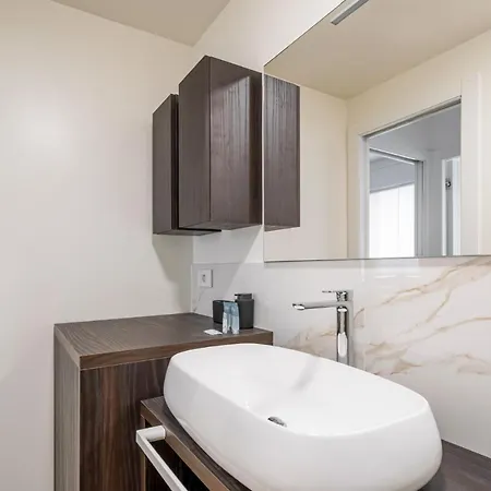 Easylife - Moderno Rifugio A Due Passi Dal Duomo Milan