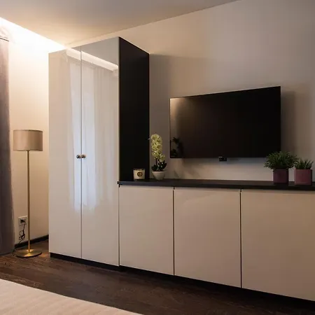 Apartamento St.ambrogio 2bd New