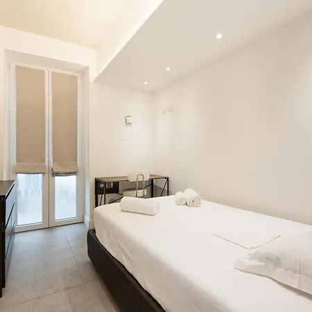 Apt Milano-moscova Con Terrazzo Condiviso *