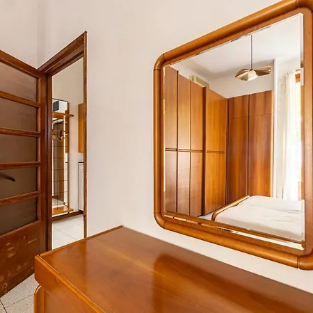 Navigli-style Apartment *