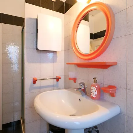 Primopiano - Savona B Apartment *