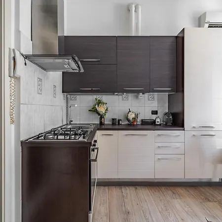 Isola And Garibaldi District Lovely