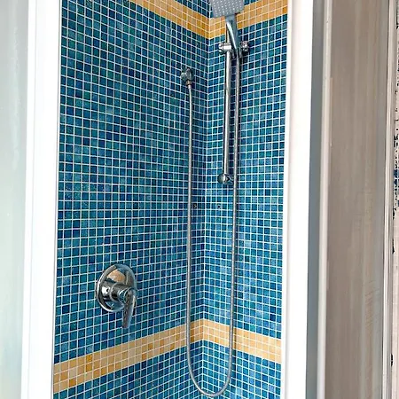 The Boutique - Repubblica - Station Milan