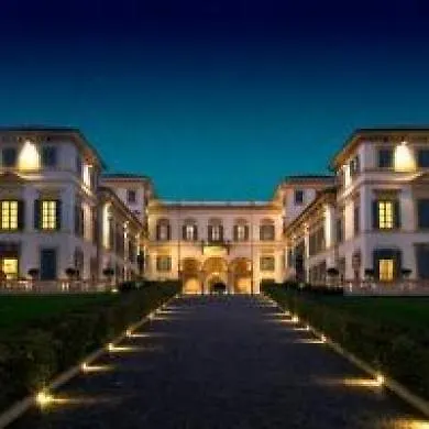 Ξενοδοχείο San Carlo Borromeo 5*