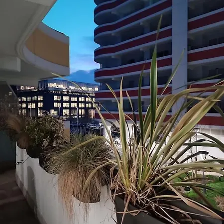 Pirelli 28 * Mailand