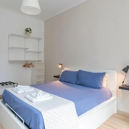 Ihost Flat - Monza 20 Daire Milano