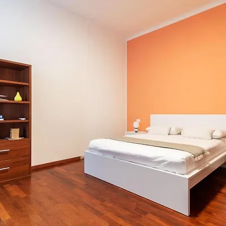 Lambert Flexyrent Wi-fi Aircon Milan