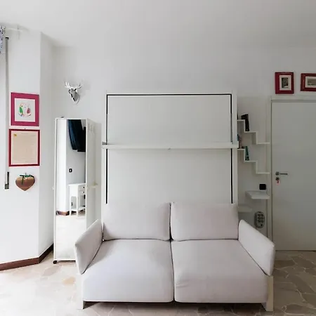 Alessia's Flat - Breno * ميلان