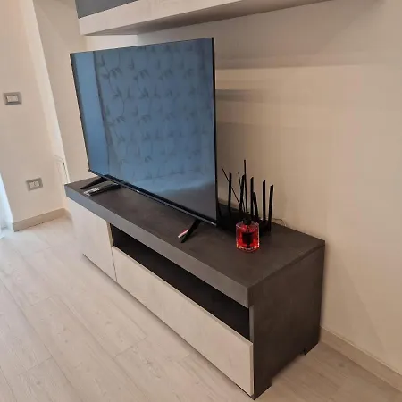 N&ghomesweethome Gogh Elegante E Confortevole * Μιλάνο