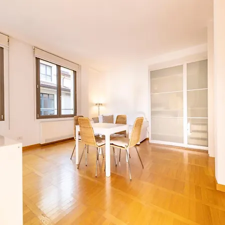 Luxury 1 Bedroom Navigli Loft *