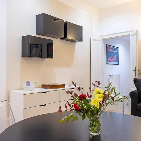 Co99 - Modern Two Bedrooms In Castello Cova * Милан