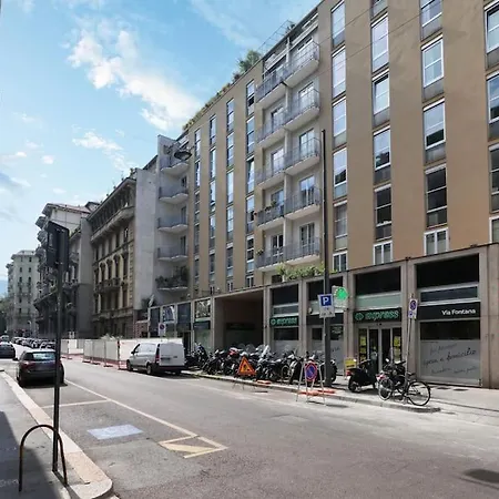 Appartement Contempora - 2-beds, 2 Baths With Balcony - Guastalla Milaan