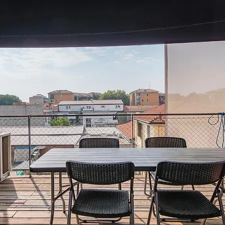 Luxury Loft - Terrazzo E Posto Auto - Adriano 51b Milánó