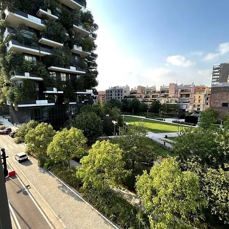 Sotto Il Bosco Verticale House Apartmán *