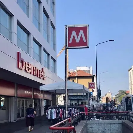 Comodo Bilocale Nuovo * Milano