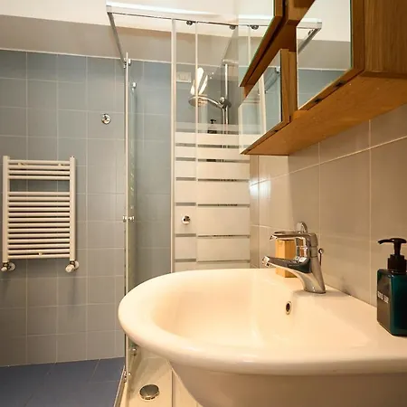 Design House A/c Wifi 20 Minutes From Duomo ميلان