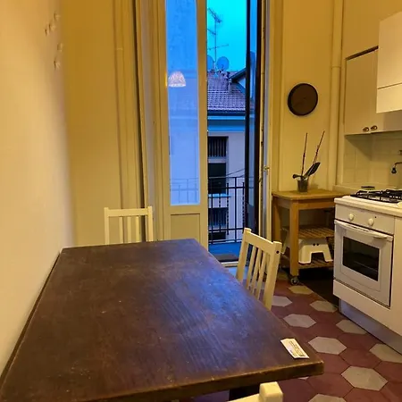 Xenia - Bright And Elegant Milano