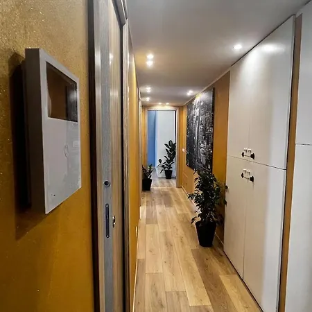 Prestigioso Trilocale Sui Navigli Con A/c & Wi-fi * 밀라노