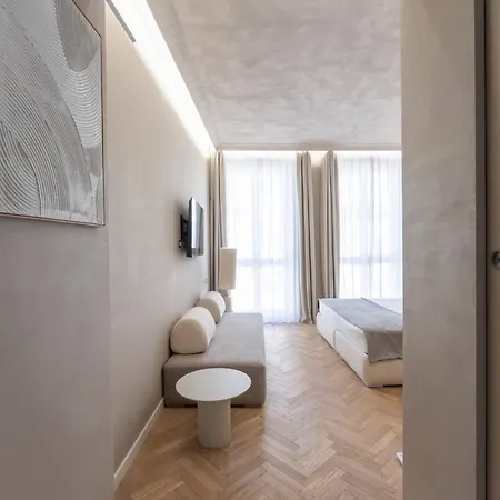 Duomo Collection בית הארחה 4*