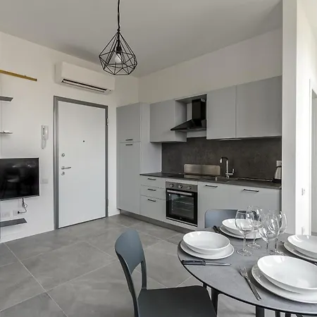 Im - Napo Torriani Stazione מילאנו