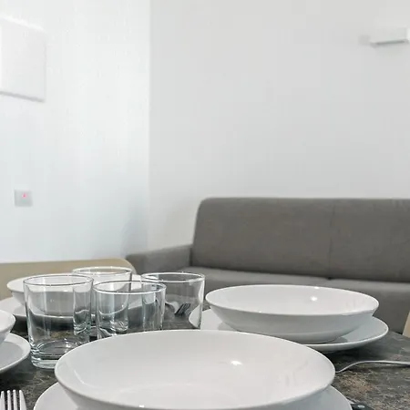 Im - Napo Torriani Stazione * מילאנו