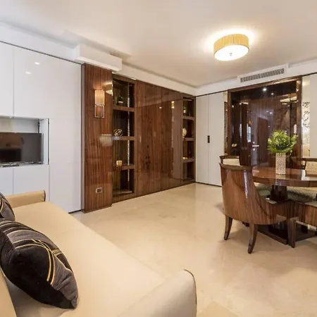 Royal - Luxury Duomo * Milaan