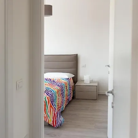 Artstay - Exclusive Near Metro M1, Ac, Parking Mediolan