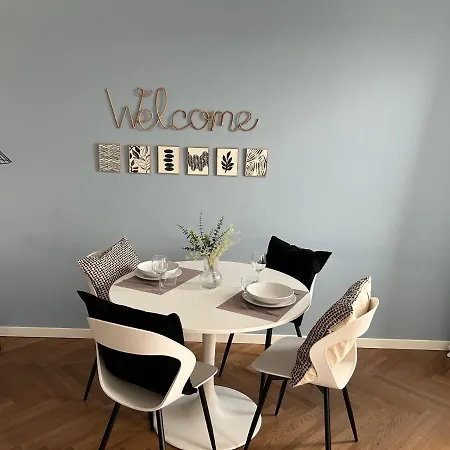 Your Window On The City - Via Gioia Apartment *