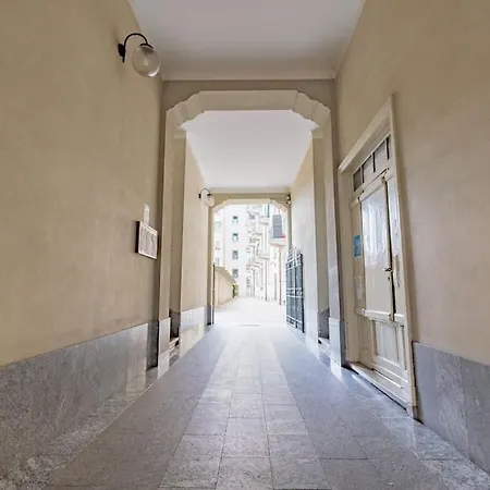 Lovely - 15 Minutes To Duomo Apartmán