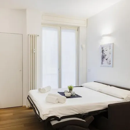 Easylife - - P D Francesca 51 - Life شقة *