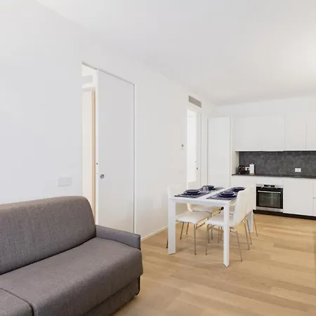 Easylife - - P D Francesca 51 - Life شقة ميلان