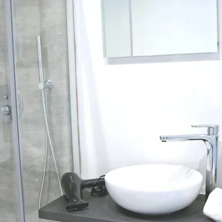 - Stazione Comfort Loft Milán