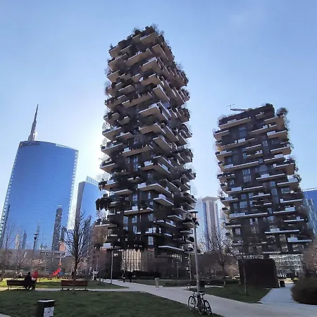 Brera Porta Nuova Flat By Interhome Daire Milano