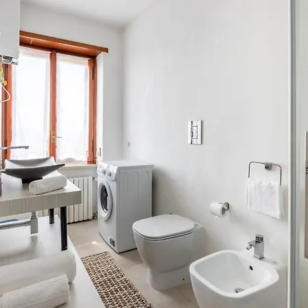 Smartworking Tortona-navigli 2 Skyline Penthouse Con Wifi6 * Μιλάνο