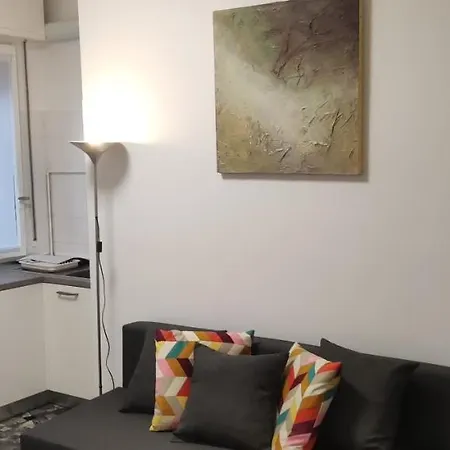 Melaverdeflat Porta Venezia-dateo Metro 4 Apartman *