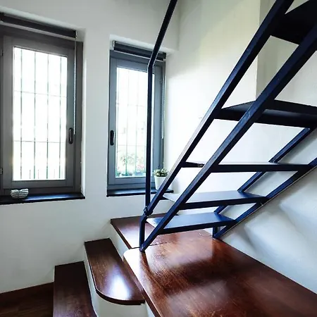 The Of Fame - Bosco Verticale View *