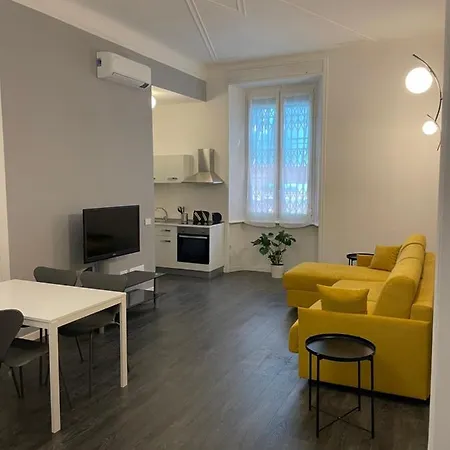 The Bau-haus - Station Area Apartman