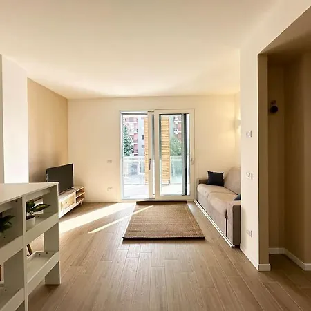 Scandinavian House-milan City Centre *