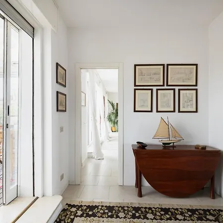 Easylife - Attico 230mq Con Terrazza Area Bocconi Apartmán *