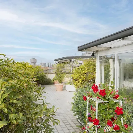 Easylife - Attico 230mq Con Terrazza Area Bocconi Apartmán