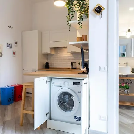 Apartament Mezzofanti - Tre Ponti Mediolan